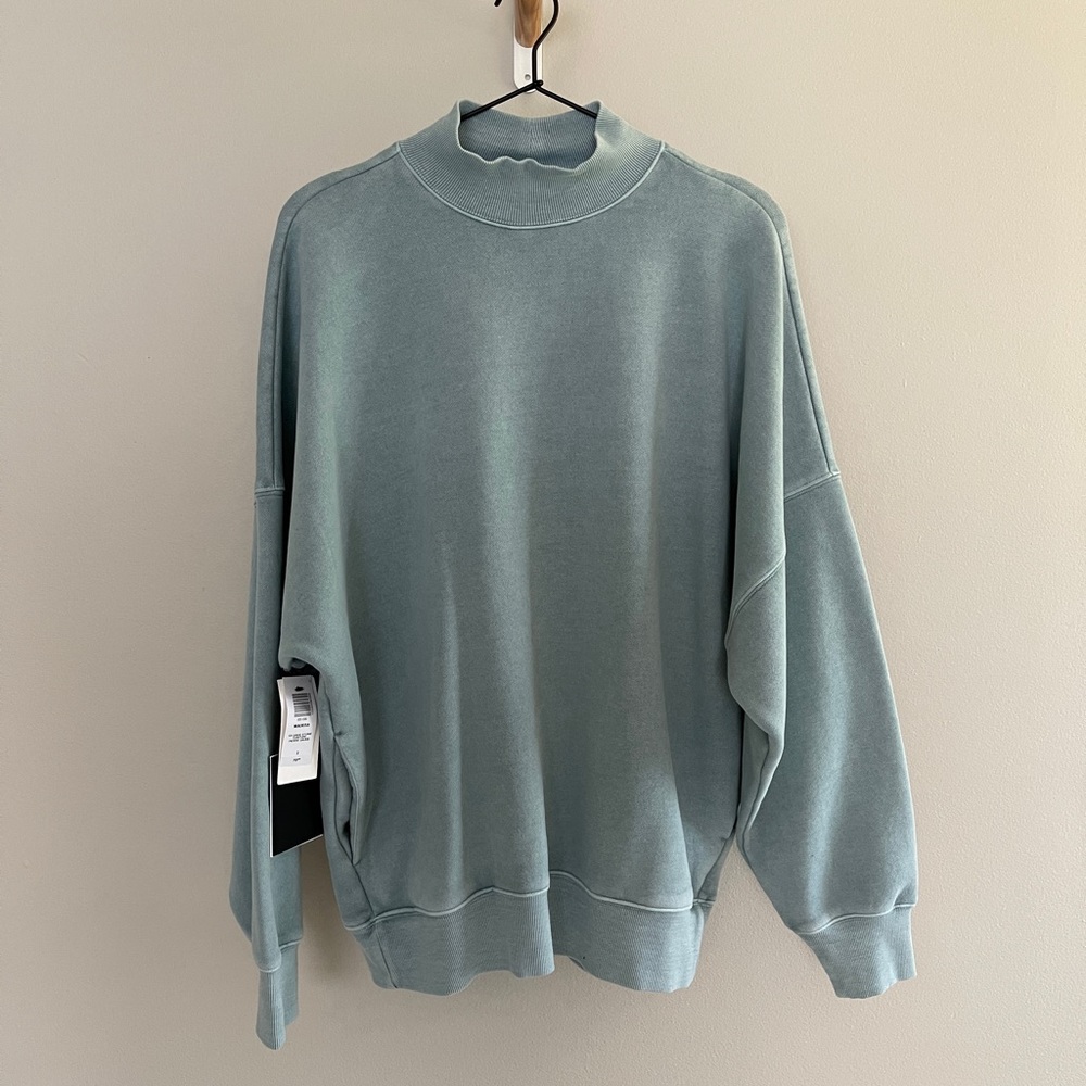Aritzia Cozy AF turtleneck sweatshirt